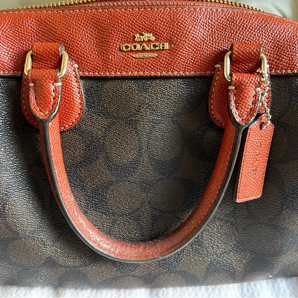 Authentic coach bag. - Picture 1 of 4
